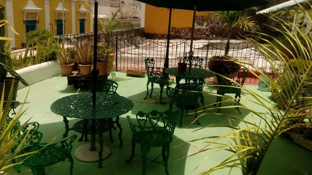 Hotel Y Hostal Casa Risueno Campeche Værelse billede